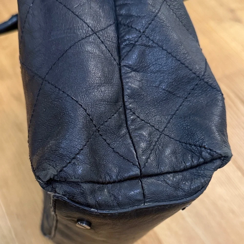 Tory Burch Quilted Black Leather Ella Tote Bag - Picture 5 of 8